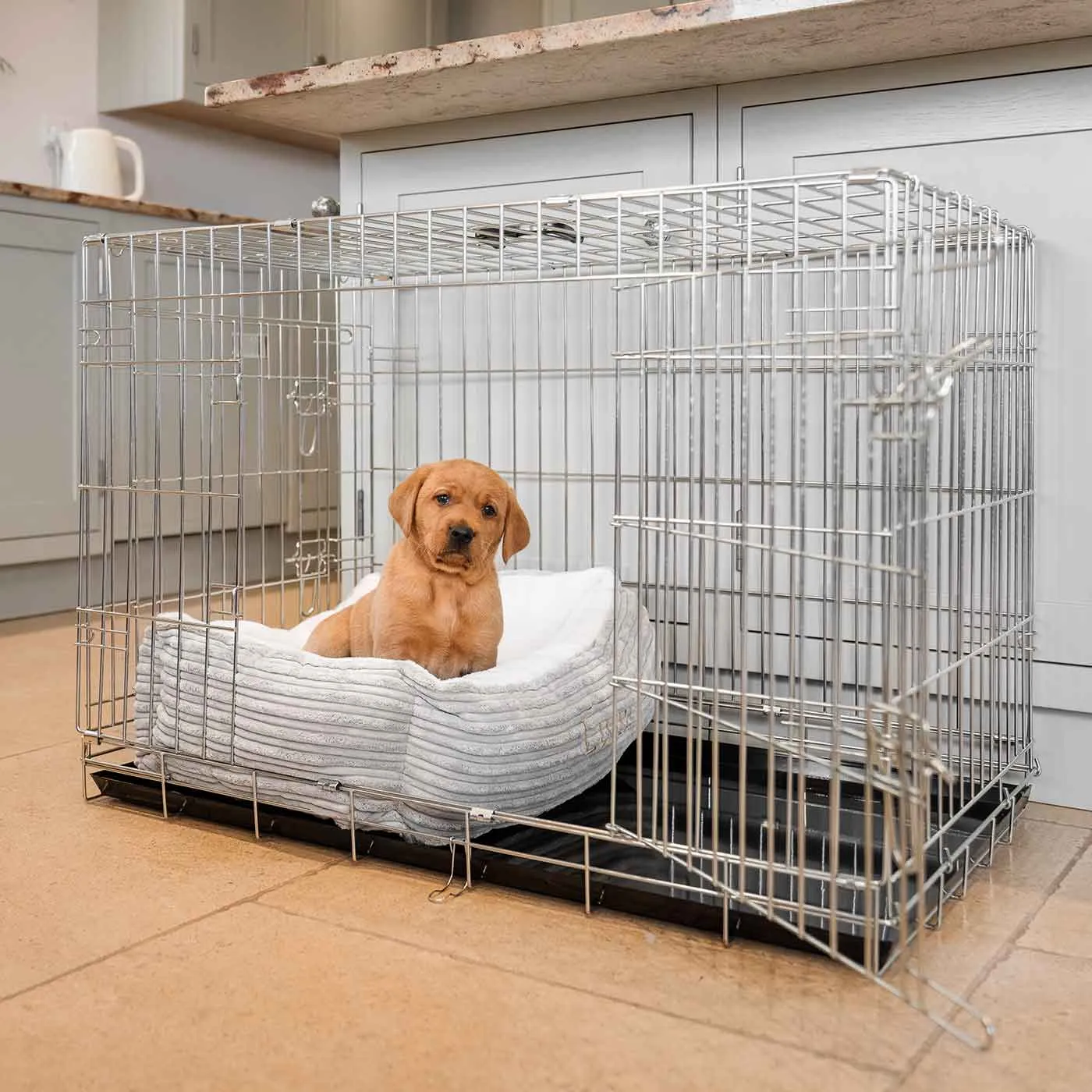 Cosy & Calming Puppy Crate Bed in Light Grey Essentials Plush by Lords & Labradors