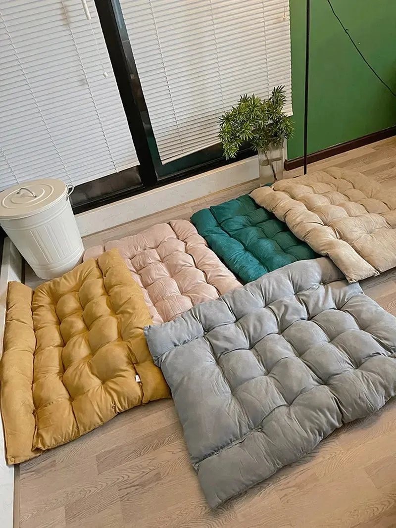 Fluffy Dog Bed - Comfortable Sleeping Bed