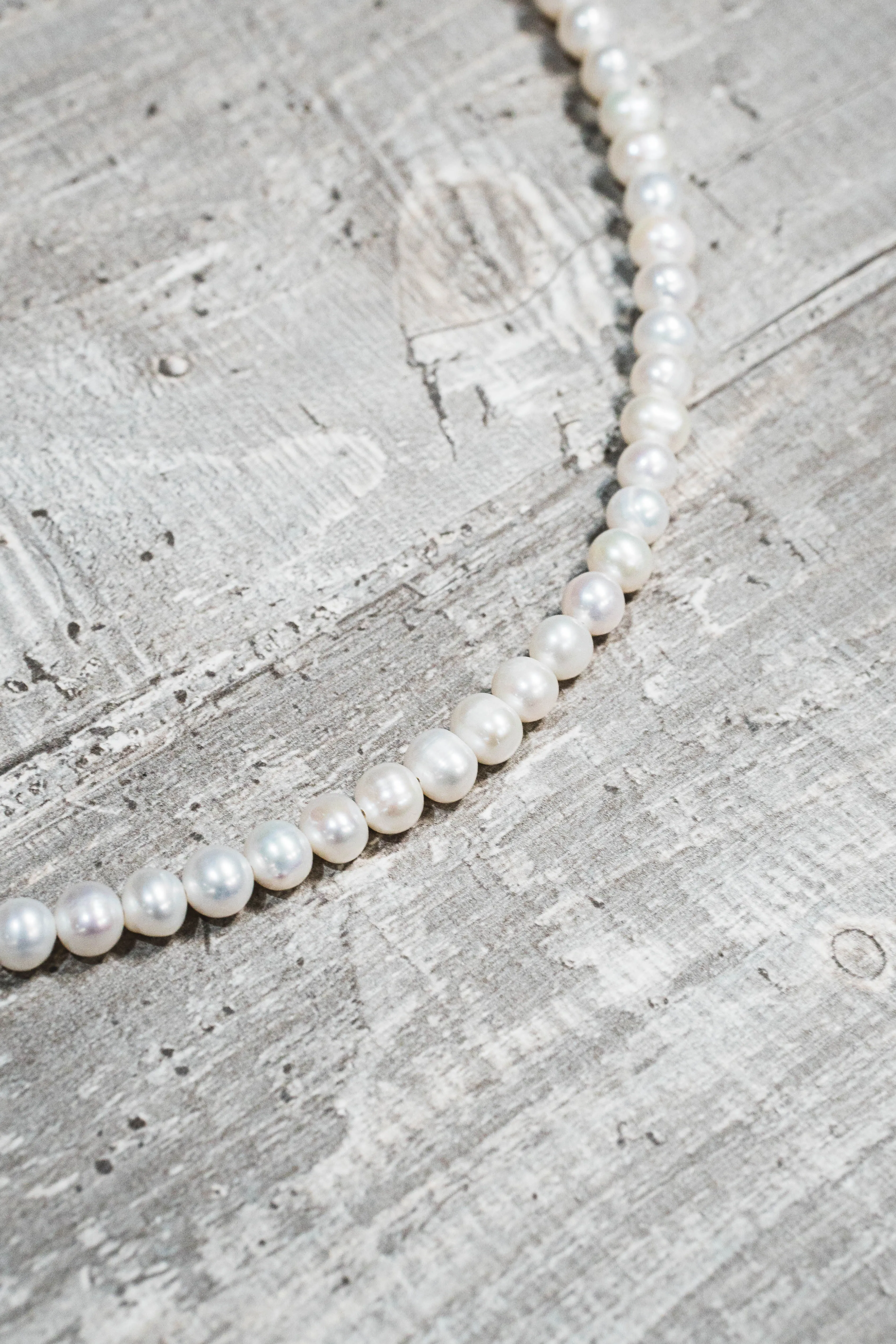 FRESH WATER PEARL CHAIN