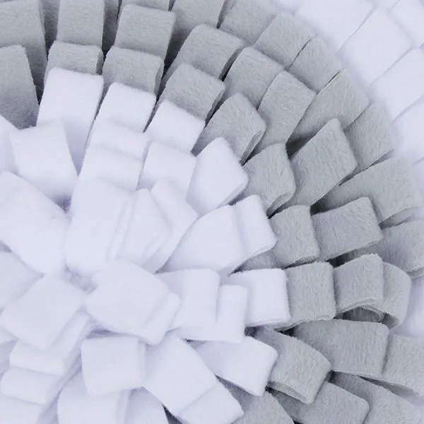 Grey & White round Snuffle Mat